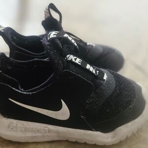 Nike Kids Black and White Flex Runner Sneakers